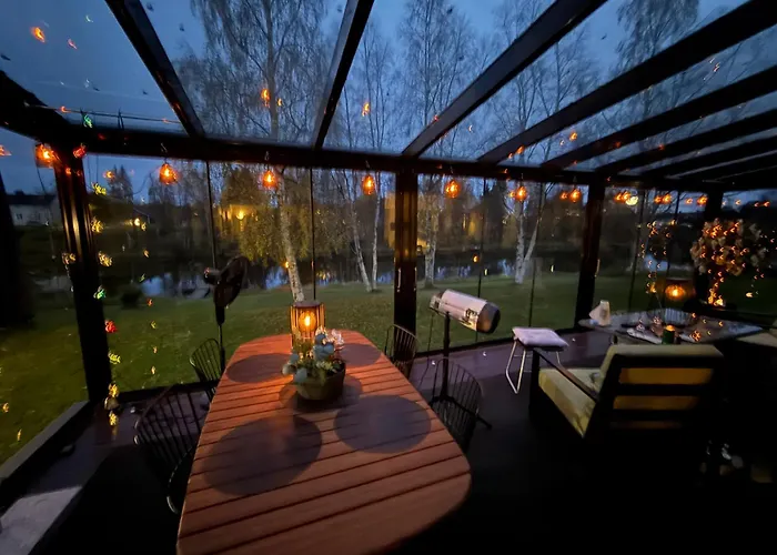 Riverside Aurora Lägenhet *